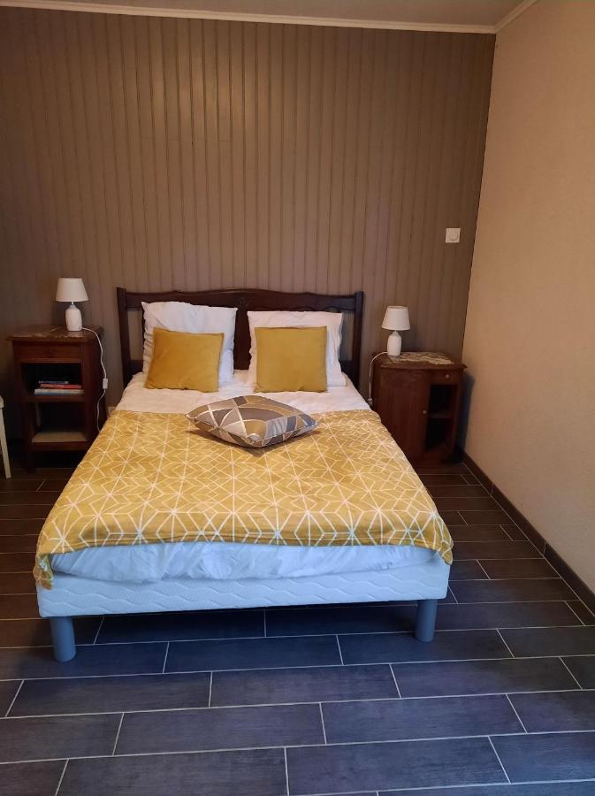 Gites De La Petite Suisse Clécy Esterno foto