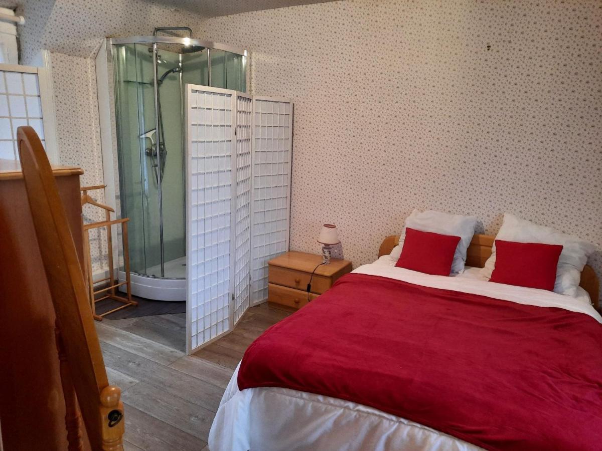 Gites De La Petite Suisse Clécy Esterno foto